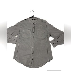 Ladies b & w striped blouse